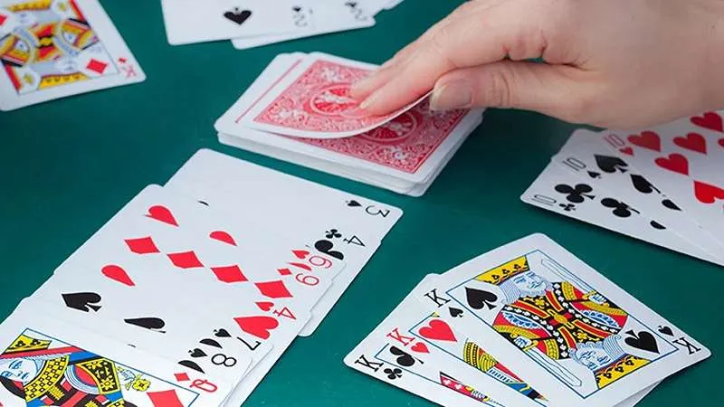 Cách chơi bài Poker cơ bản nhất